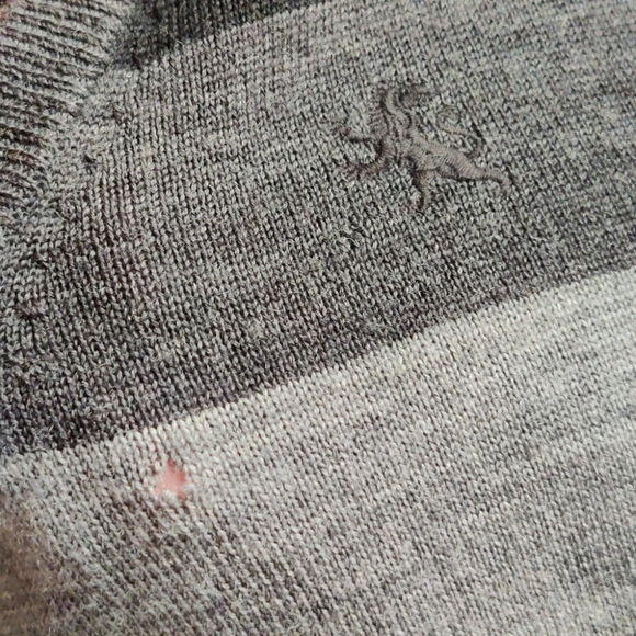 Express Merino Wool Men's Gray Vest Sweater - Picture 3 of 4